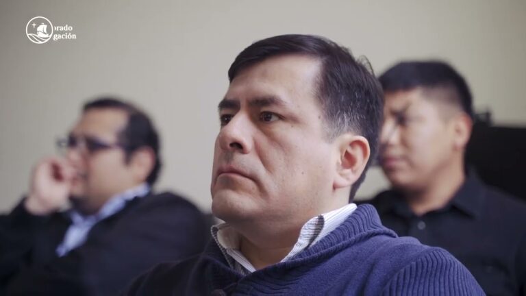 Innovaciones Transformadoras en el Dise&ntilde;o de Placas Solares